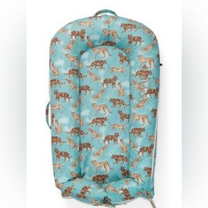 COPY - Dock a tot deluxe plus AND leopard witH blue cover